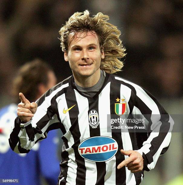 Pavel Nedved of Juve celebrates his goal during the Serie A game between Sampdoria and Juventus at the Luigi Ferraris stadium on March 4, 2006 in...