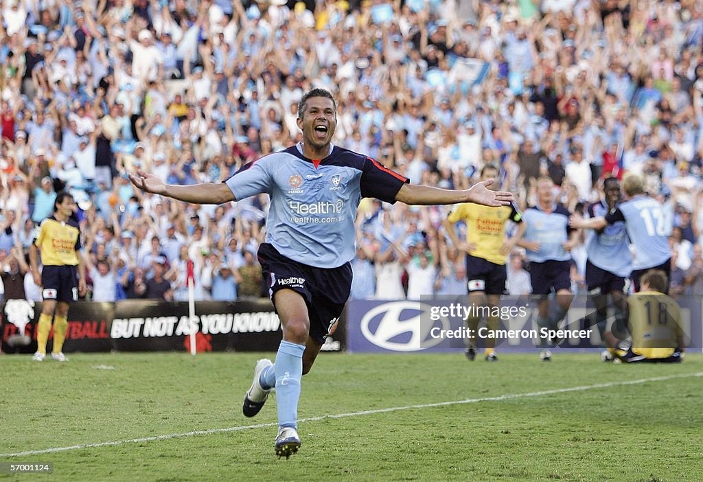 A-League Grand Final - Sydney FC v Central Coast Mariners