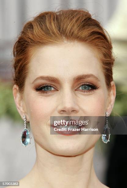 Actress Amy Adams arrives to the 78th Annual Academy Awards at the Kodak Theatre on March 5, 2006 in Hollywood, California.