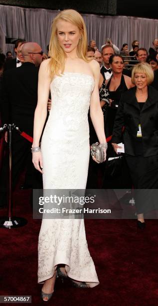 Actress Nicole Kidman arrives to the 78th Annual Academy Awards at the Kodak Theatre on March 5, 2006 in Hollywood, California.