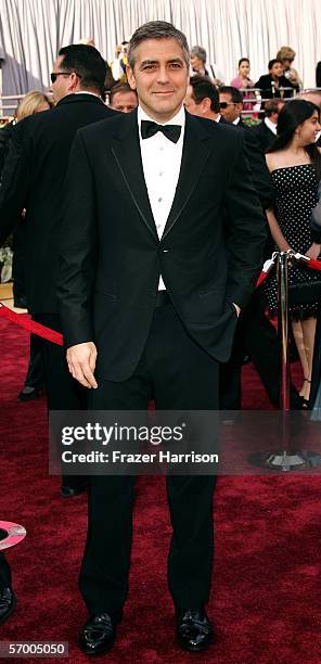 Actor George Clooney arrives to the 78th Annual Academy Awards at the Kodak Theatre on March 5, 2006 in Hollywood, California.