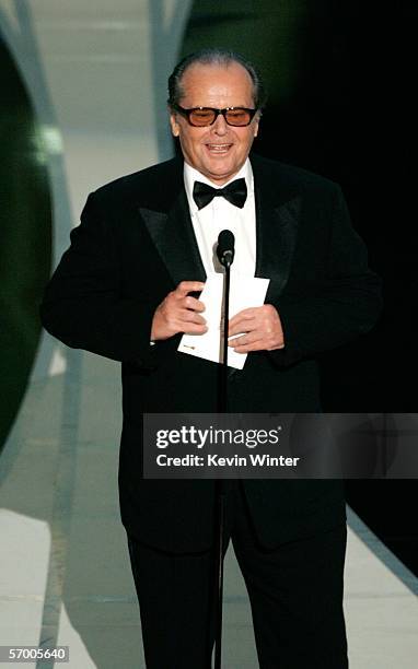 Actor Jack Nicholson presents Best Picture Award on stage during the 78th Annual Academy Awards at the Kodak Theatre on March 5, 2006 in Hollywood,...
