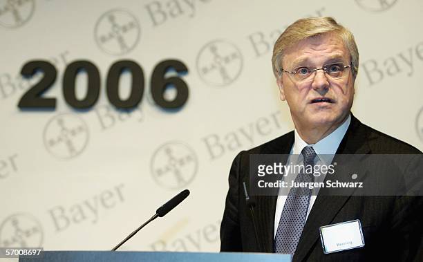 Chairman of the Bayer AG Board of Management Werner Wenning speaks at the annual news conference March 6, 2006 in Leverkusen, Germany. Wenning said...