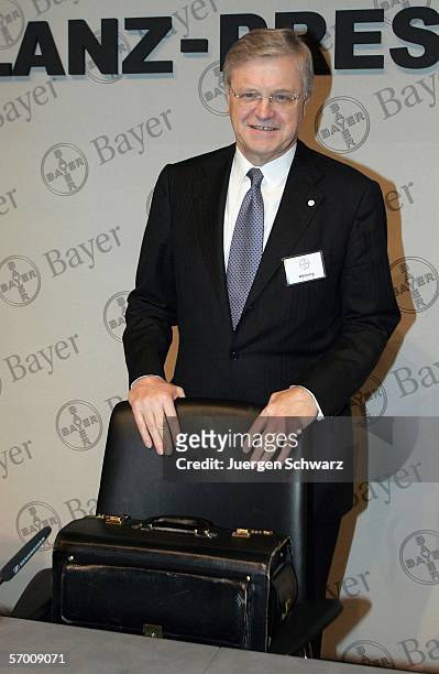 Chairman of the Bayer AG Board of Management Werner Wenning smiles prior to the annual news conference March 6, 2006 in Leverkusen, Germany. Wenning...