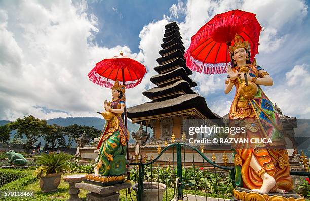 pura ulun danu bratan - pura ulu danau temple stock pictures, royalty-free photos & images