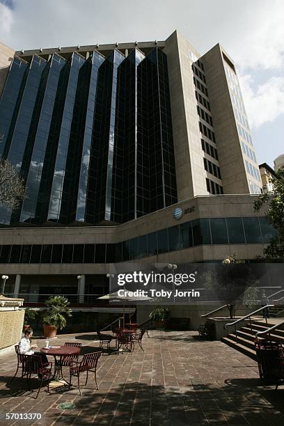 Southern Bell Telephone Company Building Photos and Premium High Res ...