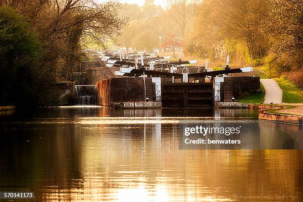 hatton locks at sunset, warwickshire, uk - grand union canal midlands stock pictures, royalty-free photos & images