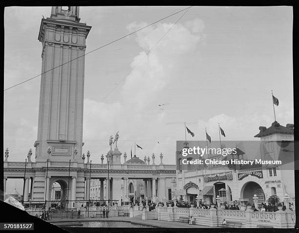 White City amusement park, Chicago, Illinois, 1905-1906.