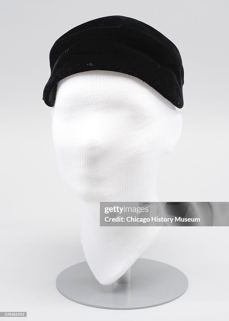 Women's hat worn by Bertha Palmer
