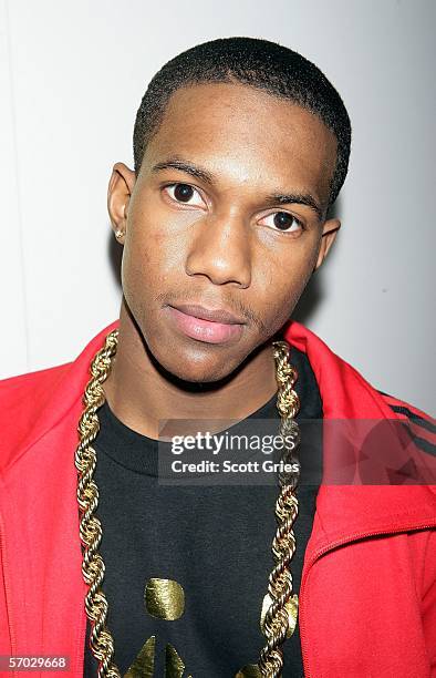 Izzy Rapper Photos and Premium High Res Pictures - Getty Images