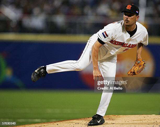 Dirk Van 't Klooster of The Netherlands pitches against Puerto Rico during their game at the World Baseball Classic at Hiram Bithorn Stadium on March...