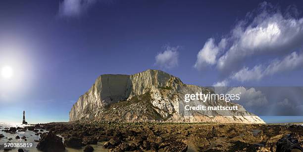 lands end at beachy head, eastbourne, east sussex, uk - mattscutt imagens e fotografias de stock