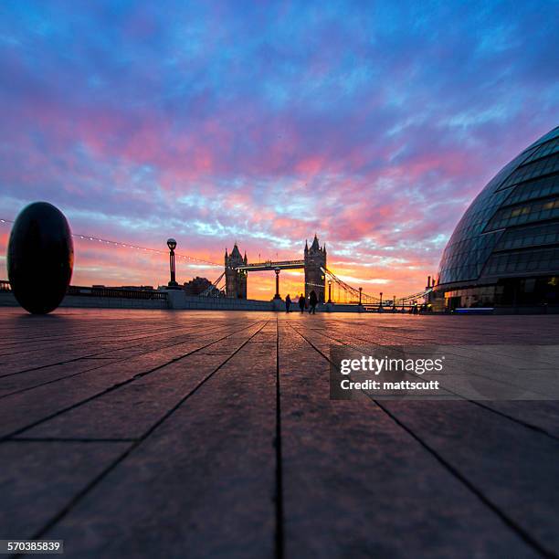 tower bridge at dawn, london, uk - mattscutt 個照片及圖片檔