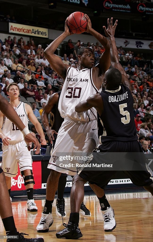 Colorado Buffaloes v Texas A&M Aggies