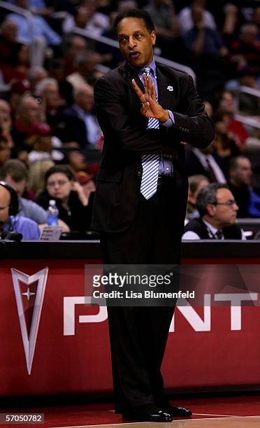 Head coach Trent Johnson of the Stanford Cardinal calls a play against the Arizona Wildcats during the quarterfinals of the 2006 Pacific Life Pac-10...