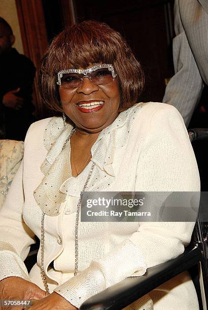 Recording artist and honoree Albertina Walker attends the 22nd Annual National Association Of Black Owned Broadcasters Awards at the Marriott Hotel...