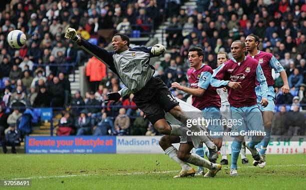 Shaka Hislop of West Ham punches clear during the Barclays Premiership match between Bolton Wanderers and West Ham United at The Reebok Stadium on...