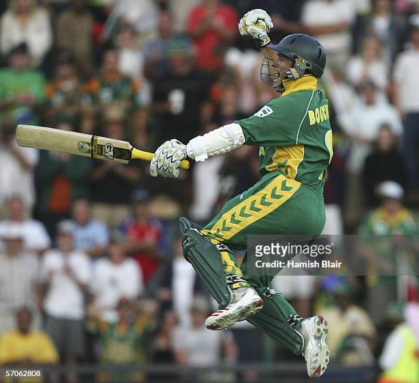 Mark Boucher of South Africa celebrates the winning runs during the fifth One Day International between South Africa and Australia played at...