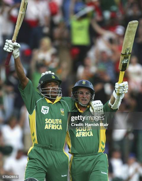 Makhaya Ntini and Mark Boucher of South Africa celebrate the winning runs during the fifth One Day International between South Africa and Australia...