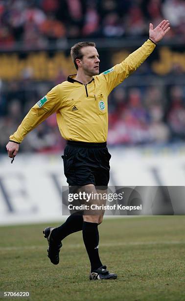 Referee Peter Gagelmann during the Bundesliga match between 1. FC Cologne and 1. FC Nuremberg at the Rhein Energie Stadium on March 11, 2006 in...