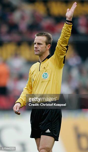 Referee Peter Gagelmann during the Bundesliga match between 1. FC Cologne and 1. FC Nuremberg at the Rhein Energie Stadium on March 11, 2006 in...