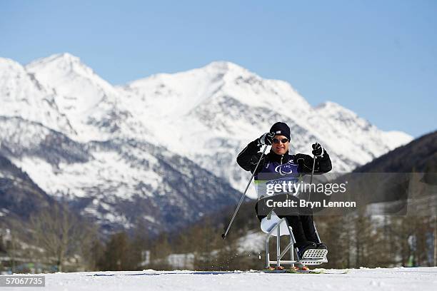 Kelly Underkofler of the USA in action during Biathalon training on day three of the Turin 2006 Winter Paralympic Games on March 13, 2006 in...