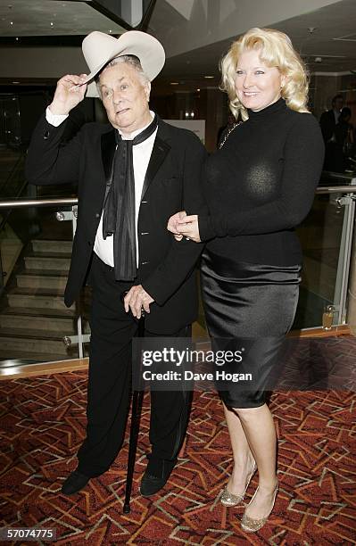 Actor Tony Curtis and his wife Jill Vandenberg Curtis arrive at the Sony Ericsson Empire Film Awards 2006, the annual awards show voted for by the...