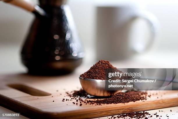 coffee - café molido fotografías e imágenes de stock