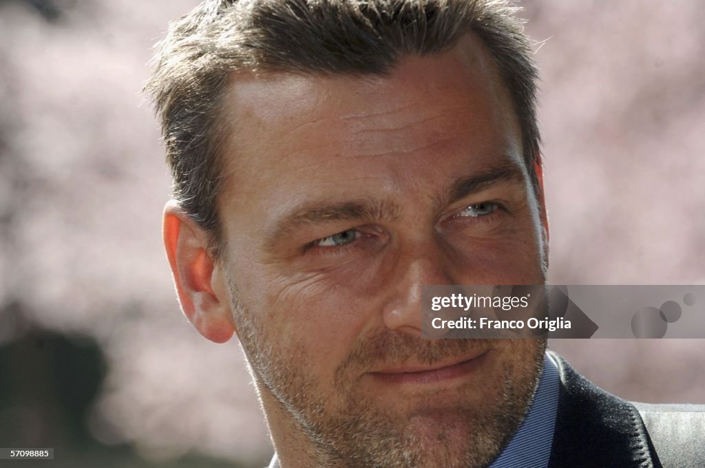 Actor Ray Stevenson Rome Actor Ray Stevenson attends the Italian Photocall for 'Rome', a... News ...