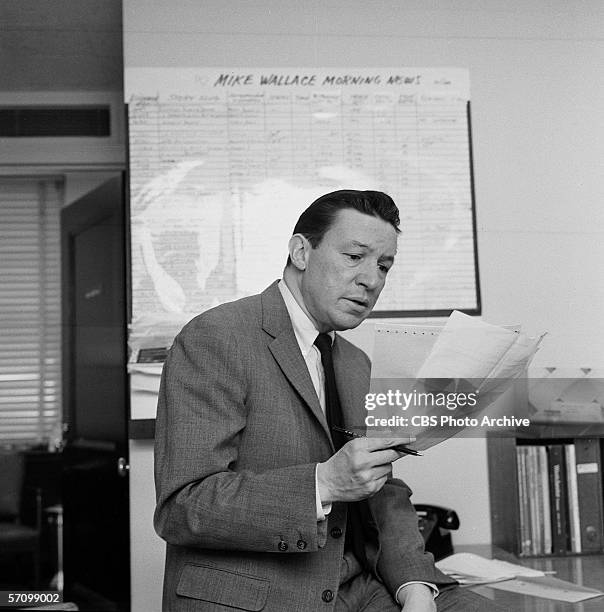 Reporter Mike Wallace Photos and Premium High Res Pictures Getty Images