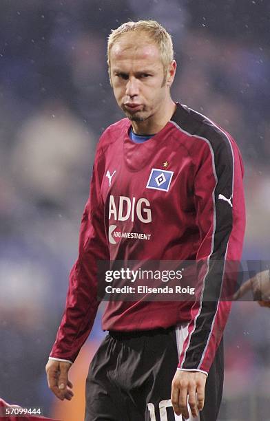 Sergej Baebarez of Hamburg looks dejected during the UEFA Cup Round of 16 second leg match between Hamburger SV and Rapid Bucharest at the AOL Arena...