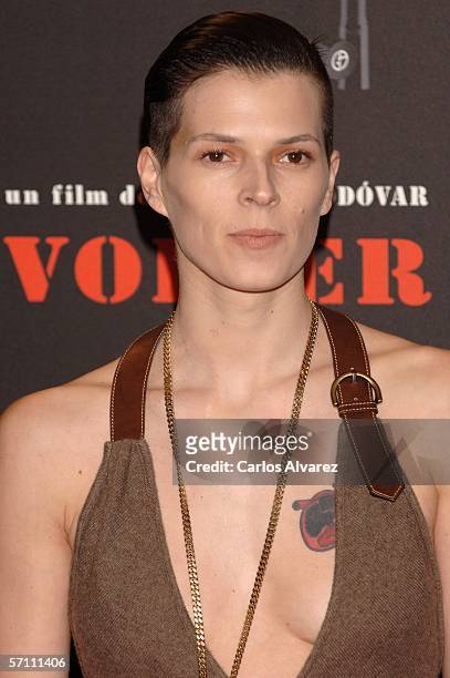 Spanish model Bimba Bose attends the Spanish premiere for "Volver" at the Palacio de la Musica Cinema on March 16, 2006 in Madrid, Spain.