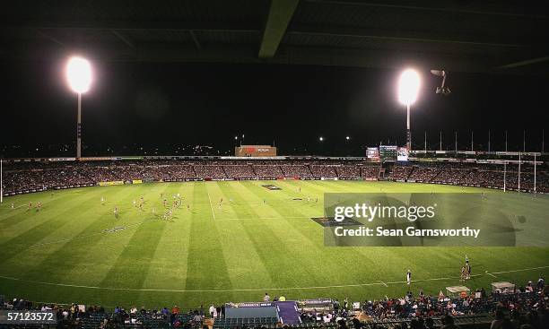 General view of AAMI Stadium during the NAB Cup Grand Final between the Adelaide Crows and Geelong Cats at Adelaide Oval March 18, 2006 in Adelaide,...