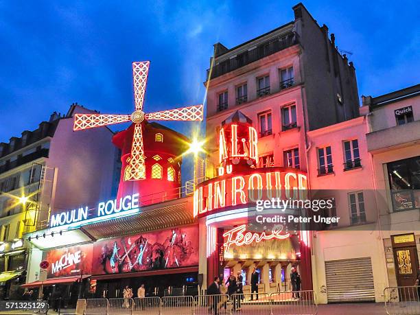 moulin rouge theatre, paris - moulin rouge bildbanksfoton och bilder