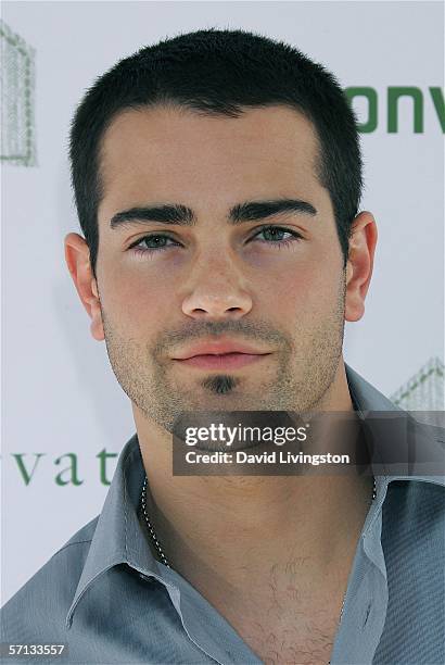 Actor Jesse Metcalfe attends the John Varvatos 4th Annual Stuart House Benefit at the John Varvatos Boutique on March 19, 2006 in West Hollywood,...