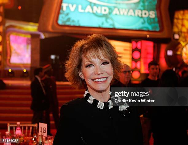 Actress Mary Tyler Moore poses backstage at the 2006 TV Land Awards at the Barker Hangar on March 19, 2006 in Santa Monica, California.