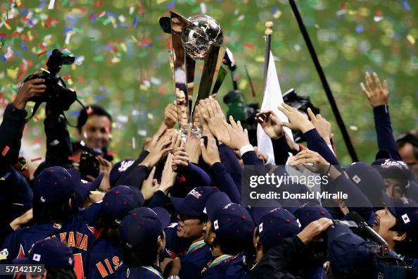 WBC: Japan v Cuba WBC: Japan v Cuba
