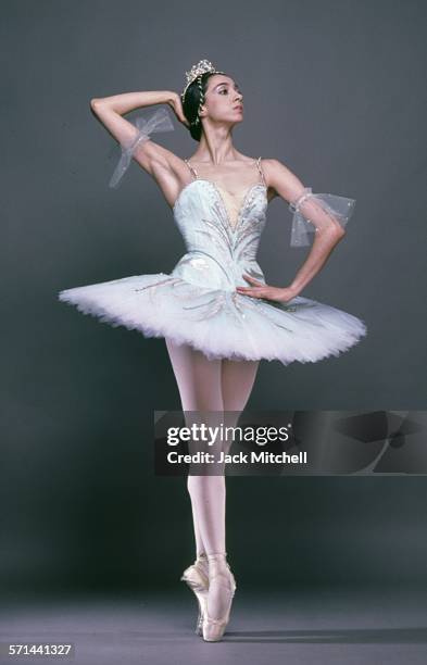 Bolshoi Ballet dancer Nina Anaiashvili photographed in 1987.