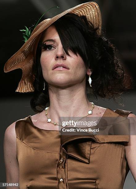 Model walks the runway at the Uriel Saenz Fall 2006 show during the Mercedes Benz Fashion Week at Smashbox Studios on March 21, 2006 in Culver City,...