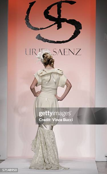 Model walks the runway at the Uriel Saenz Fall 2006 show during the Mercedes Benz Fashion Week at Smashbox Studios on March 21, 2006 in Culver City,...