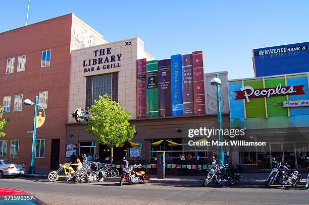 route 66 bar and grill. - route 66 stock-fotos und bilder