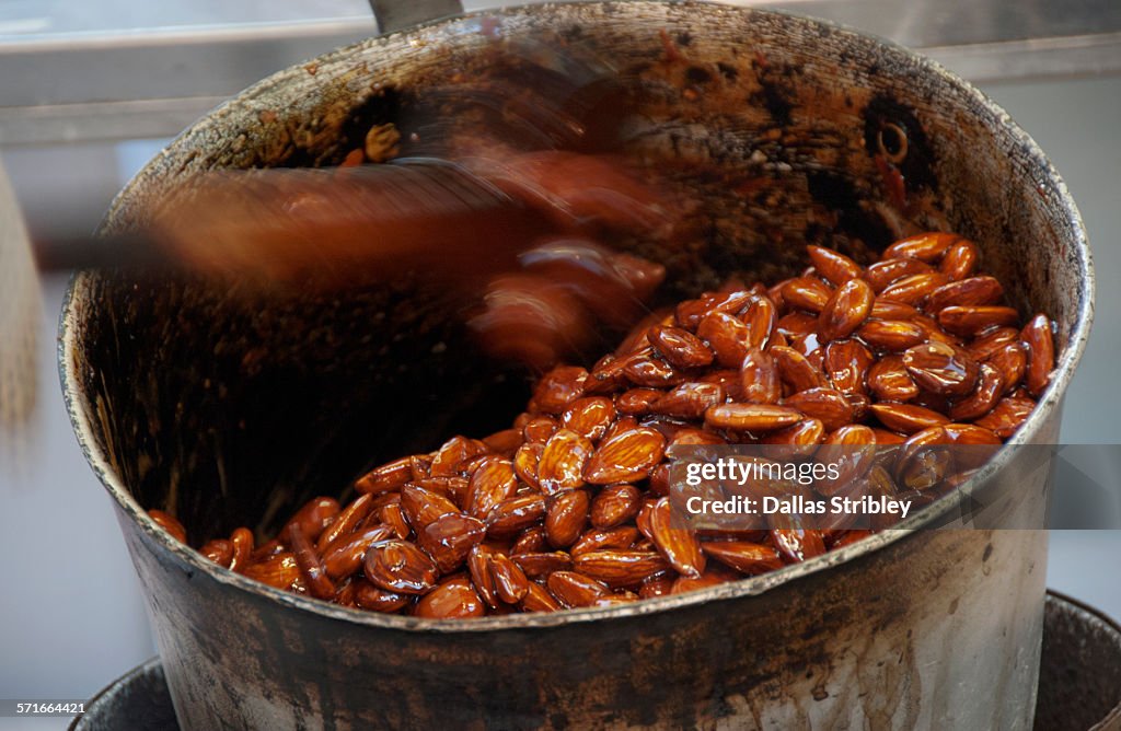 "Croccante" being made in Impruneta