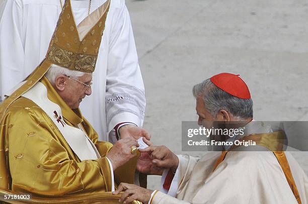 Newly appointed cardinal Jorge Liberato Urosa Savino, Archbishop of Caracas, receives the cardinalitial ring from Pope Benedict XVI in Saint Peter's...