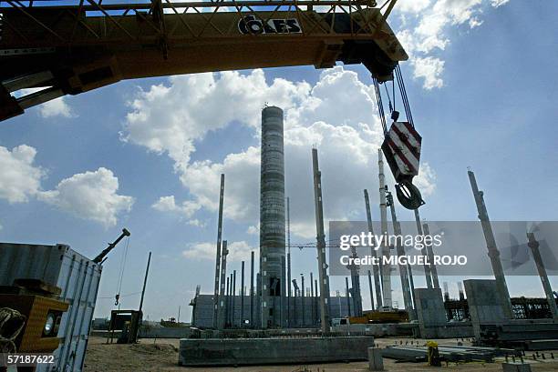 View of the Finish firm Botnia's pulp mill under construction near the international bridge that links Uruguay and Argentina 17 February, 2006 near...