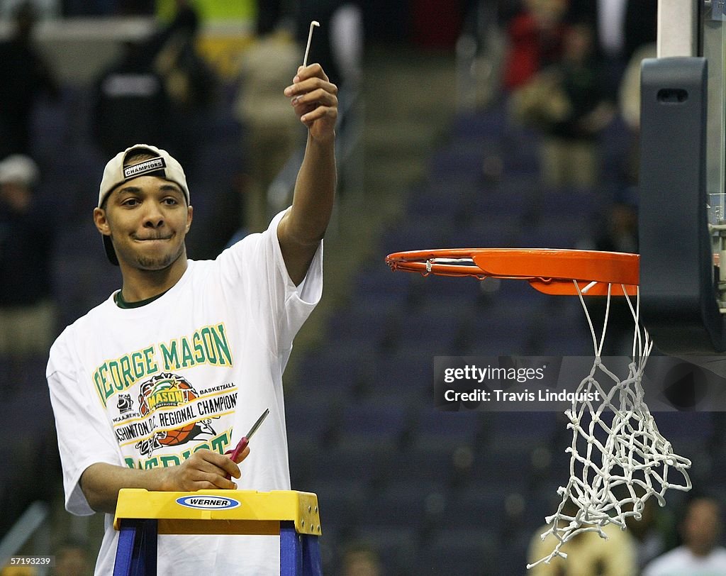 George Mason Patriots v Connecticut Huskies