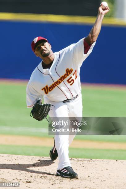 Johan Santana of Venezuela pitches against Cuba during their Round 2 game at the World Baseball Classic on March 12, 2006 at Hiram Bithorn Stadium in...