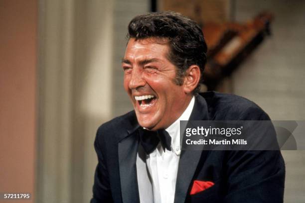 Dean Martin during the taping of ?The Dean Martin Variety Show? circa 1967 in Hollywood, California.