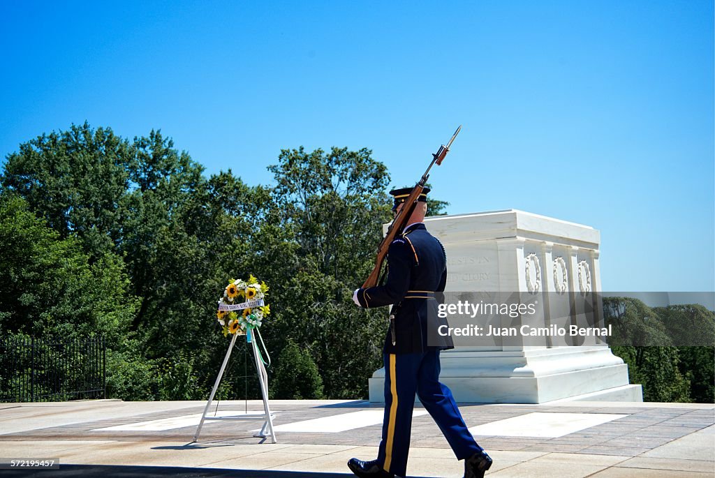 Guard walking by the tomb of the unknown soldier