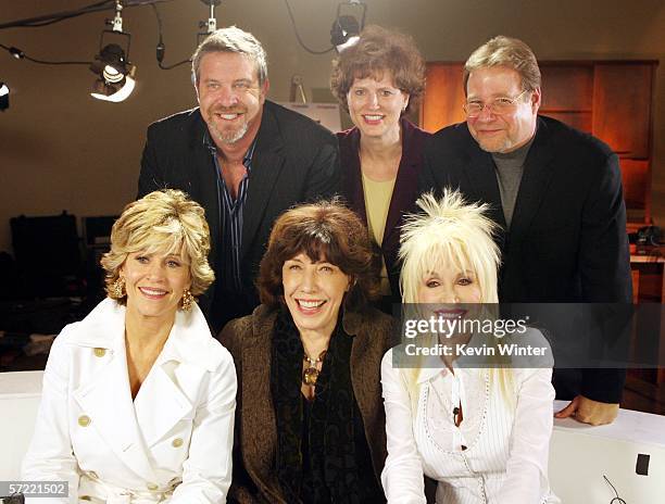 20th Century Fox Home Entertainment's Steve Feldstein and Pamela Kunick-Cohen pose with producer Bruce Gilbert and actors Jane Fonda, Lily Tomlin and...