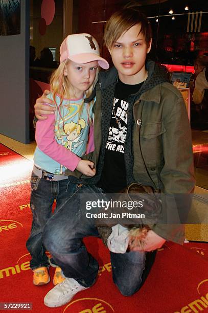 Wilson Gonzales Ochsenknecht and his sister Cheyenne attend the German premiere of the movie Ice Age 2 on April 1, 2006 in Munich, Germany. The movie...